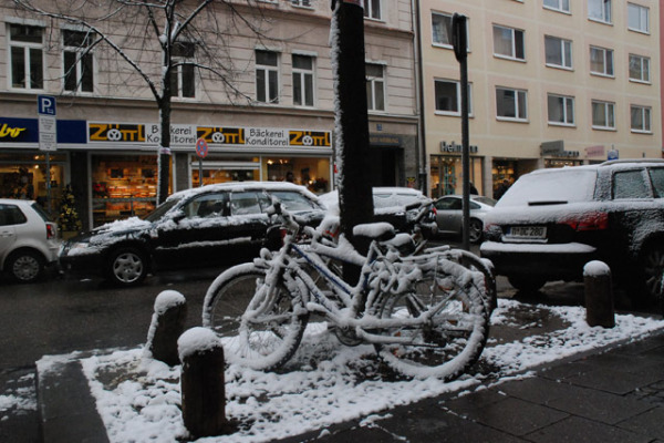 Was geht an Weihnachten? Schnee in Haidhausen (Foto: muenchenblogger)