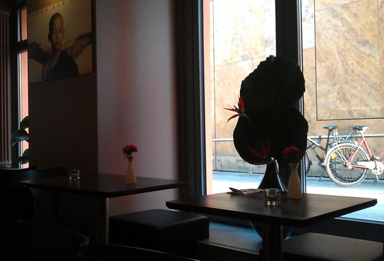Loungemusik zum 20-Euro-Gericht Das My Thai Kitchen zur Mittagszeit (Foto: muenchenblogger)