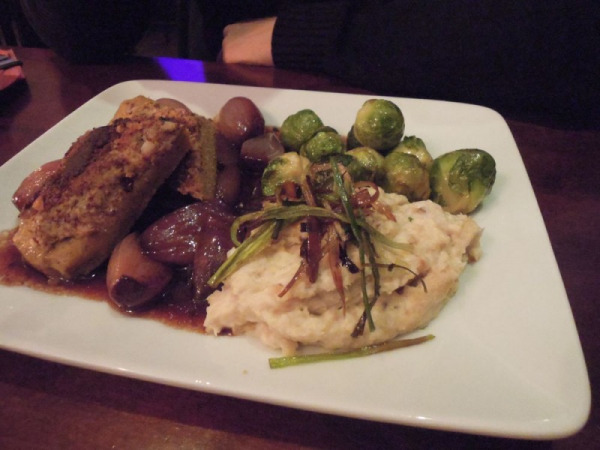 Fleischlos im Westend Lupinensteak im Bodhi (Foto: MünchenBlogger)