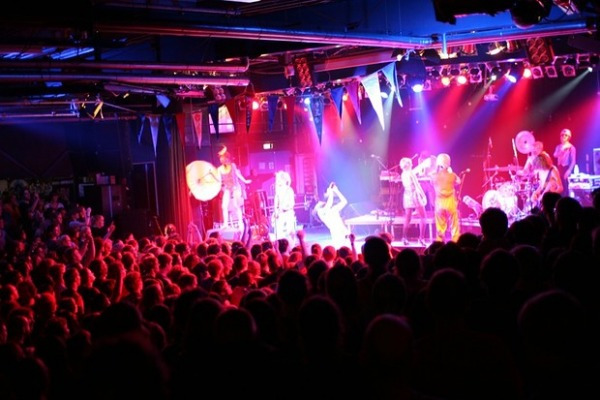 Bonaparte bei einem Auftritt im Backstage (Foto: muenchenblogger)