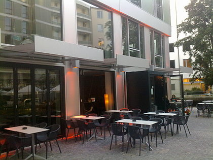Rückkehr nach zwei Jahren Schick geworden: Das Café Cord in der Sonnenstraße (Foto: muenchenblogger)