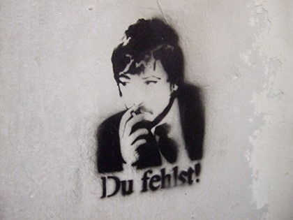 Warum läuft Herr R. Amok? Fassbinder an einer Münchner Wand (Foto: MünchenBlogger)