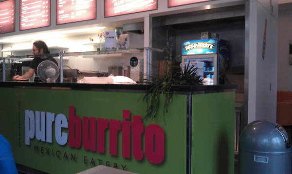Essen beim Esel Das Pure Burrito in der Schellingstraße (Handy-Foto: MünchenBlogger)