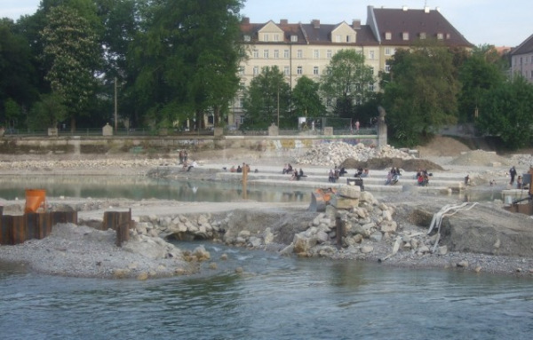 Isar-Renaturierung an der Reichenbachbrücke (Foto: muenchenblogger)