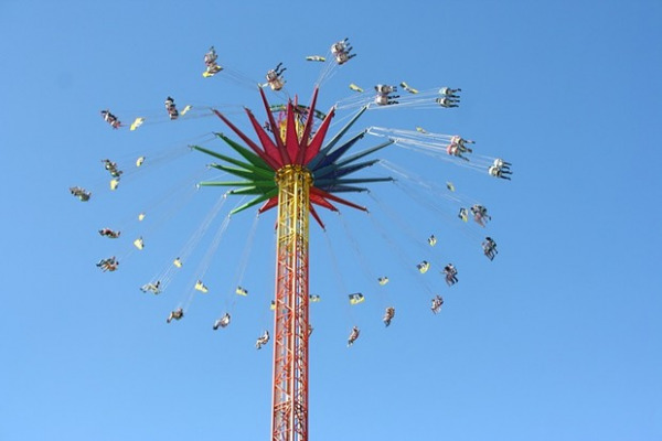 Achterbahn und Karussell für umsonst (Foto: muenchenblogger)