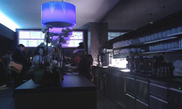 Das Yum to Take am Hohenzollernplatz 