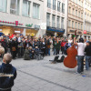 Andrang bei den Straßenmusikanten