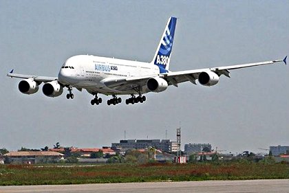 Foto Airbus A380 über München