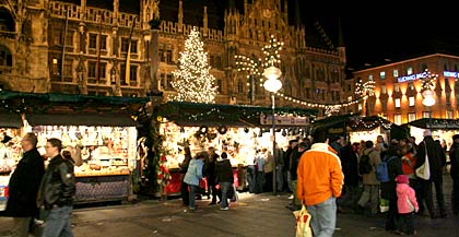 Weihnachtsmarkt auf dem Marienplatz