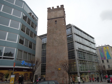 loesungloewenturm.JPG