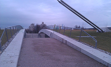 olyhalle090112.jpg