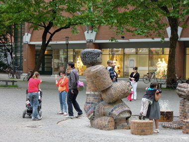 rotkreuzplatz.JPG