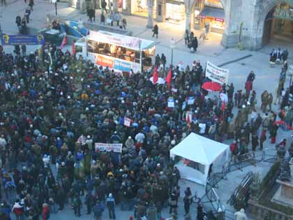 Sicherheitskonferenz Muenchen 2006 Demonstration am Marienplatz